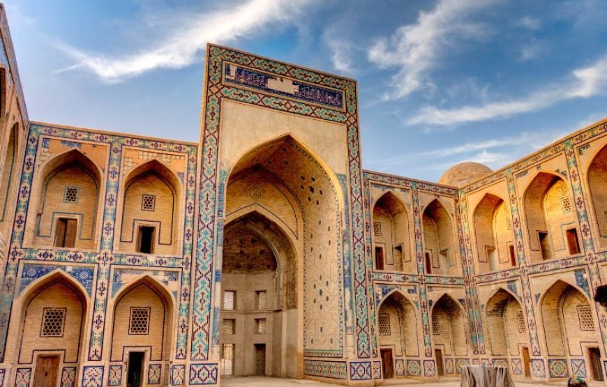 Circuit Uzbekistan & Azerbaijan – 14 Jours en Hôtels 4* & 5*