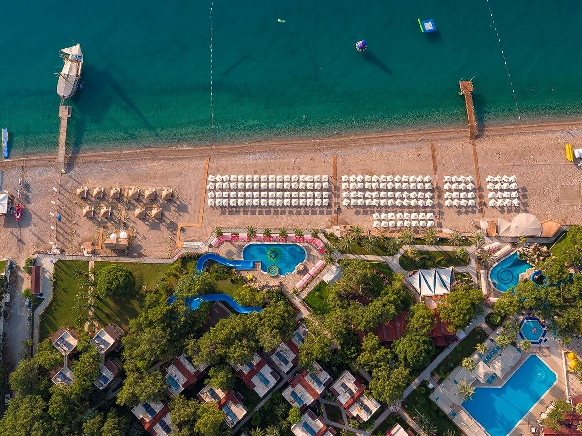 Pirate’s Beach Club